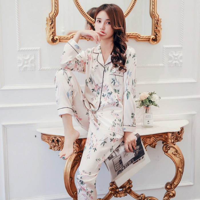 Autumn, pyjamas 