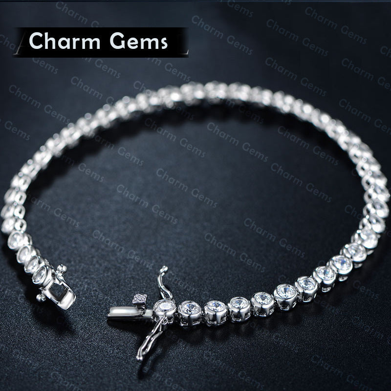 Gold bracelet, hand jewellery 